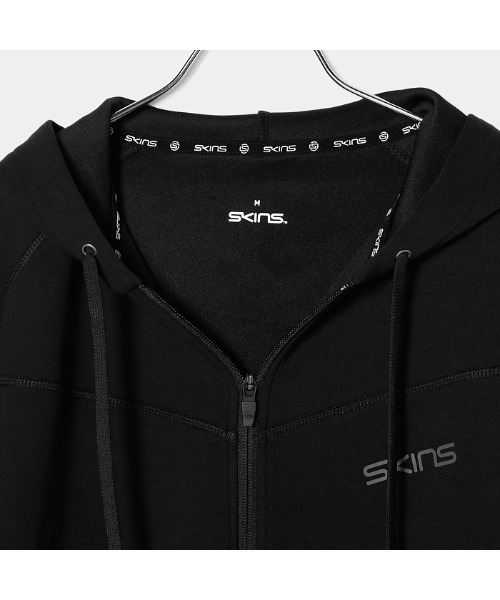 SKINS(スキンズ)の「【SKINS/GOLF】アクティブウェア テックダンボールニットブルゾン(ブルゾン・メンズ・グレー/カーキ/ブラック・52/50/48/46)」の10枚目の写真