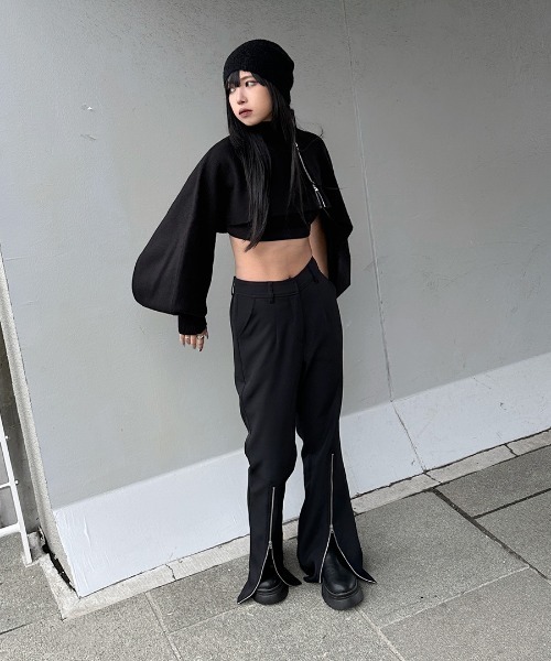 LVEU.（ラブユ.）の「【LVEU.】アシンメトリージップハイネックレイヤードニット / トップス ニット ダブルジップ 長袖 レイヤード ハイネック カットアウト クロップド ショート モノトーン モード ブラック チャコール（ニット/セーター・レディース・ブラック/チャコールグレー・FREE）」の20枚目の写真