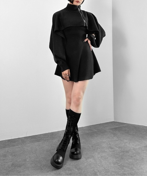 LVEU.（ラブユ.）の「【LVEU.】アシンメトリージップハイネックレイヤードニット / トップス ニット ダブルジップ 長袖 レイヤード ハイネック カットアウト クロップド ショート モノトーン モード ブラック チャコール（ニット/セーター・レディース・ブラック/チャコールグレー・FREE）」の8枚目の写真