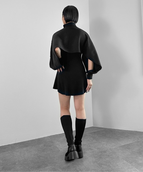 LVEU.（ラブユ.）の「【LVEU.】アシンメトリージップハイネックレイヤードニット / トップス ニット ダブルジップ 長袖 レイヤード ハイネック カットアウト クロップド ショート モノトーン モード ブラック チャコール（ニット/セーター・レディース・ブラック/チャコールグレー・FREE）」の6枚目の写真