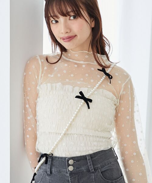 MAJESTIC LEGON（マジェスティックレゴン）の「ニュアンスシアータートルトップス（Tシャツ/カットソー・レディース・グレー/オフホワイト/ブラック/アイボリー・MEDIUM）」の3枚目の写真