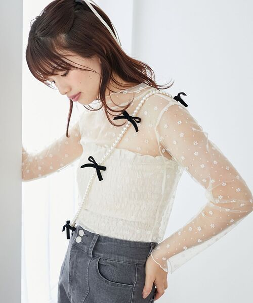 MAJESTIC LEGON（マジェスティックレゴン）の「ニュアンスシアータートルトップス（Tシャツ/カットソー・レディース・グレー/オフホワイト/ブラック/アイボリー・MEDIUM）」の14枚目の写真