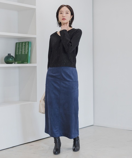 Andemiu(アンデミュウ)の「スウェードIラインスカート148413(スカート・レディース・ベージュ/ネイビー/グリーン/チャコールグレー・SMALL/MEDIUM)」の11枚目の写真