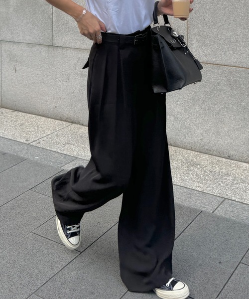 ISOOK（アイスー）の「ベルト付きタックワイドスラックス(chiica select) / タックパンツ ワイドパンツ サイズ展開（スラックス・レディース・ブラック/ベージュ・S/M）」の9枚目の写真