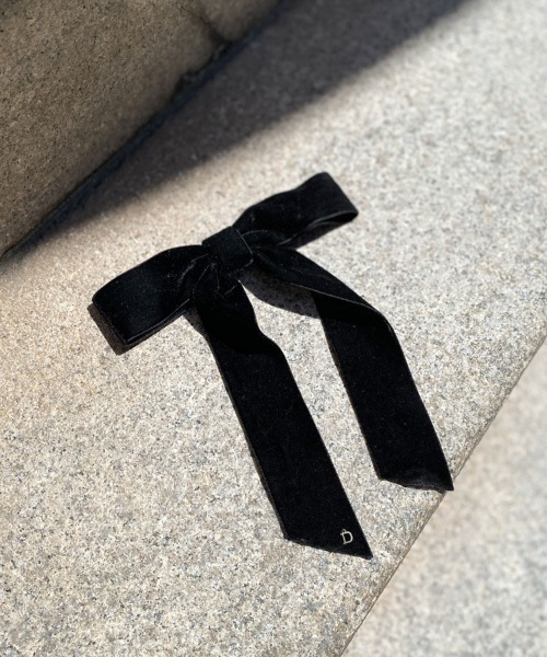 DONOBAN(ドノバン)の「ベロアリボンクリップ(ブローチ/コサージュ・レディース・ブラック・ONE)」の15枚目の写真