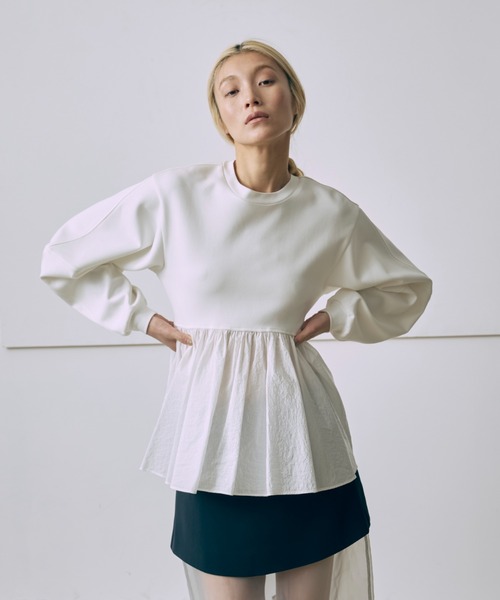 EN NEUME(エンノイム)の「Bonding Peplum Top(Tシャツ/カットソー・レディース・ブラック/ホワイト/チャコールグレー・FREE)」の9枚目の写真