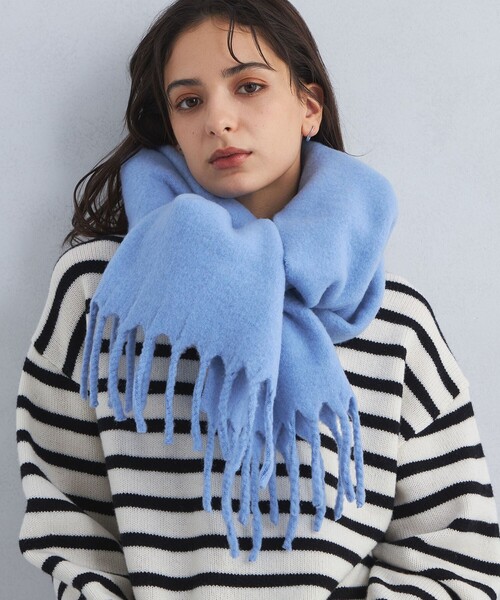 green label relaxing（グリーンレーベルリラクシング）の「バルキーマフラー（マフラー・レディース・ライトグレー/グレー/オフホワイト/パープル/ロイヤルブルー/ピンク・FREE）」の4枚目の写真