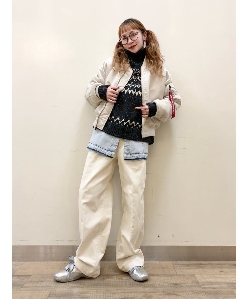 Right-on（ライトオン）の「求心柄ハイネックニット（ニット/セーター・レディース・オフホワイト/ダークグレー・M/L/XL）」の12枚目の写真