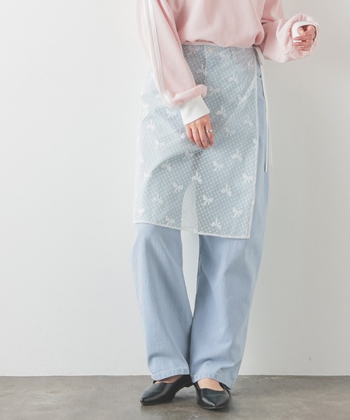 Honeys（ハニーズ）の「デニムカーブパンツ（デニムパンツ・レディース・ブルー系その他/ブルー系その他2/グレー/ダルブルー系/インディゴブルー・L/LL/M/S/SS）」の4枚目の写真