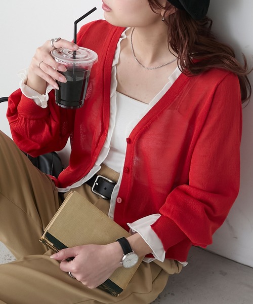 BONLECILL(ボンルシール)の「レイヤード風配色シアーカーディガン(カーディガン/ボレロ・レディース・レッド/ネイビー/アイボリー/チャコールグレー・FREE)」の4枚目の写真