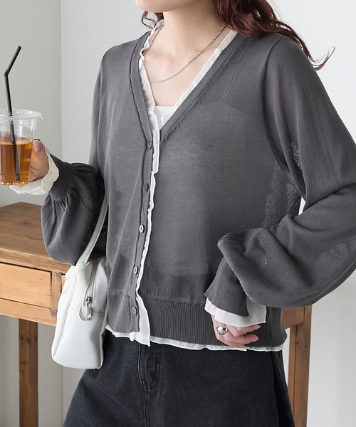 BONLECILL(ボンルシール)の「レイヤード風配色シアーカーディガン(カーディガン/ボレロ・レディース・レッド/ネイビー/アイボリー/チャコールグレー・FREE)」の15枚目の写真