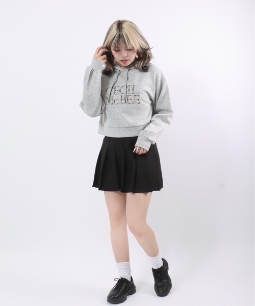 CECIL McBEE（セシルマクビー）の「CECIL McBEE（セシルマクビー）レオパードロゴ プルオーバーパーカー レディース/ダンボールニット/豹柄（パーカー・レディース・ブラック/グレー・L/M）」の7枚目の写真