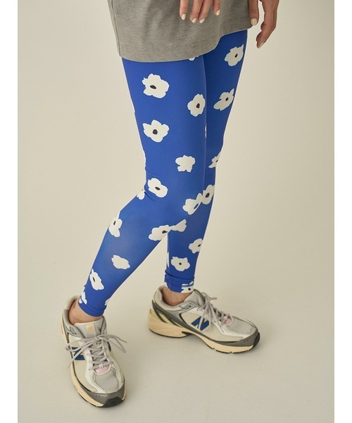 emmi（エミ）の「カモミール柄レギンス（レギンス/スパッツ）」 - WEAR
