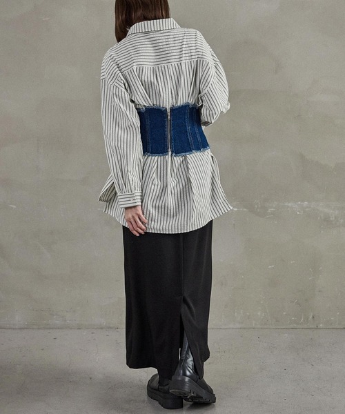 Fashion Letter(ファッションレター)の「オーバーサイズ ストライプポケットシャツ(シャツ/ブラウス・レディース・チャコール/アイボリー/ブルー・M)」の10枚目の写真