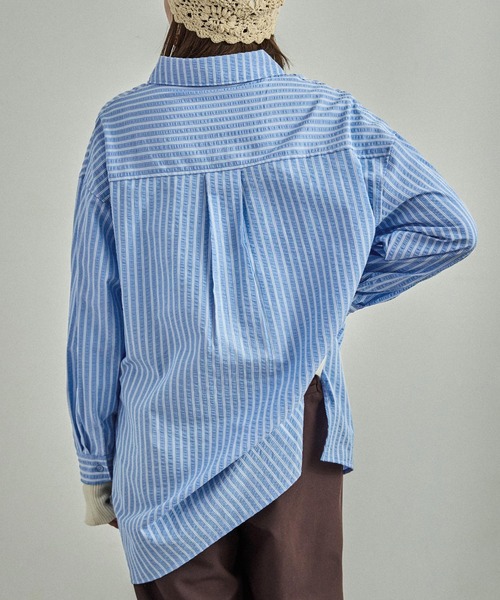 Fashion Letter(ファッションレター)の「オーバーサイズ ストライプポケットシャツ(シャツ/ブラウス・レディース・チャコール/アイボリー/ブルー・M)」の22枚目の写真