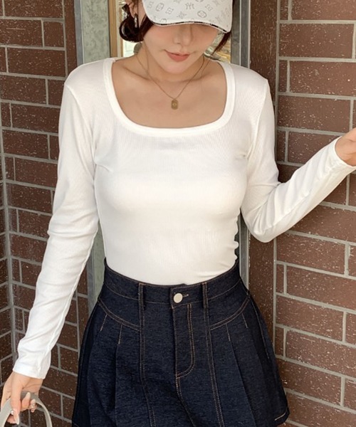 FINEnough（ファインナフ）の「スクエアネックTシャツ/選べる袖2タイプ　テレコトップス（Tシャツ/カットソー・レディース・ベージュ/ホワイト/ブラック/グレー・FREE/M-Short/L-Short）」の20枚目の写真