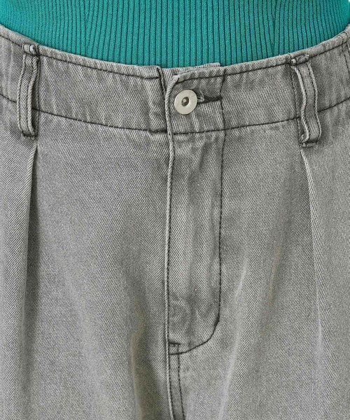 MICA&DEAL（マイカ＆ディール）の「ハイウエストデニムパンツ〈2サイズ展開〉（デニムパンツ・レディース・ライトブルー/ブラック・36/38）」の14枚目の写真