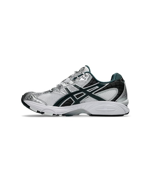 ASICS(アシックス)の「GEL-NIMBUS 10.1 103(スニーカー・メンズ・ホワイト・26/26.5/27/27.5)」の2枚目の写真