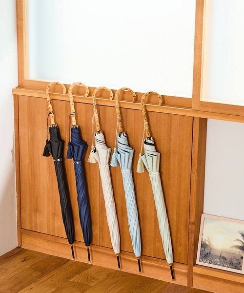 Waterfront（ウォーターフロント）の「サンシェイドロング竹手元 55cm　日傘　雨傘　兼用（長傘・レディース・ホワイト/ブラック/ブルー/グリーン/ダークネイビー・FREE）」の8枚目の写真