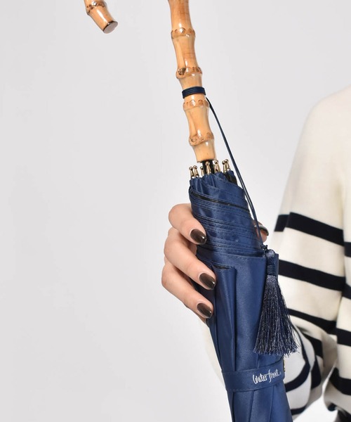 Waterfront（ウォーターフロント）の「サンシェイドロング竹手元 55cm　日傘　雨傘　兼用（長傘・レディース・ホワイト/ブラック/ブルー/グリーン/ダークネイビー・FREE）」の21枚目の写真