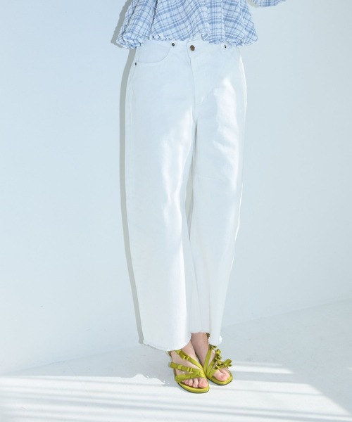 Lil Ambition（リルアンビション）の「フリンジカーヴィーワイドデニム（デニムパンツ・レディース・インディゴブルー/ブラック/ホワイト/ライトブルー・M/S）」の20枚目の写真