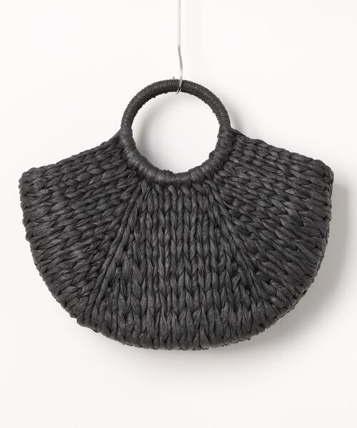 florist（フローリスト）の「【軽い◎】セミサークル編みカゴバッグ/ハンドバッグ（かごバッグ・レディース・オフホワイト/ホワイト×ブルー/ホワイト×ブラック/ブラック/ライトブラウン・FREE）」の11枚目の写真