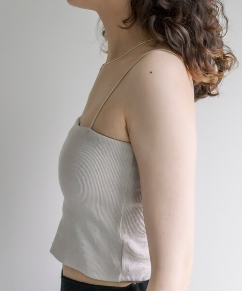 mystic（ミスティック）の「【万能インナー/嬉しい6色展開】パット付きショートキャミソール2（キャミソール・レディース・オフホワイト/ブラック/ベージュ/モカ/グレー/ピンク/チャコールグレー・FREE）」の20枚目の写真