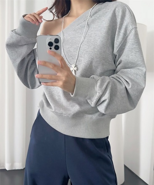 blackdia ocean(ブラックダイヤオーシャン)の「blackdia ocean ワンショルプルオーバースウェット(スウェット・レディース・ライトグレー/ホワイト/ピンク/ブルー/ブラック/ダークグレー・MEDIUM/SMALL)」の8枚目の写真
