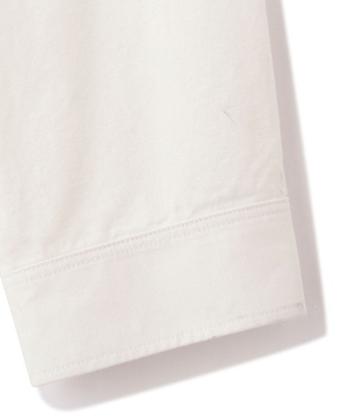 ETRE TOKYO（エトレトウキョウ）の「オープンカラーオーバーサイズダンガリーシャツ（シャツ/ブラウス・レディース・ホワイト・FREE）」の5枚目の写真