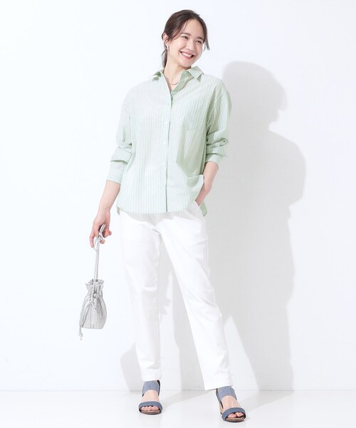 SHOO・LA・RUE（シューラルー）の「【洗える/S-LL/UV/吸水速乾】洗濯後しわになりにくいリネンブレンドシャツ（シャツ/ブラウス・レディース・ホワイト/ピンク系/ライトイエロー系/ブルー系7/ブラウン系/グリーン系3・04/01/03/02）」の9枚目の写真