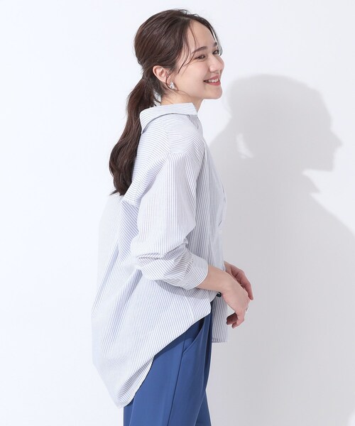 SHOO・LA・RUE（シューラルー）の「【洗える/S-LL/UV/吸水速乾】洗濯後しわになりにくいリネンブレンドシャツ（シャツ/ブラウス・レディース・ホワイト/ピンク系/ライトイエロー系/ブルー系7/ブラウン系/グリーン系3・04/01/03/02）」の12枚目の写真