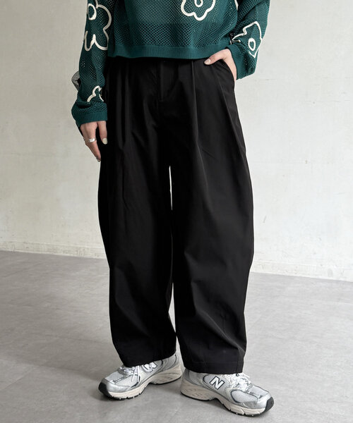 CPCM(シーピーシーエム)の「撥水バルーンパンツ(その他パンツ・レディース・ブラック/ブラウン/ベージュ・MEDIUM/SMALL)」の1枚目の写真
