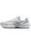 NIKE�i�i�C�L�j�́u�i�C�L V2K ���� �E�B�����Y�V���[�Y / Nike V2K Run Women's Shoes FD0736-009 Platinum Tint�i�X�j�[�J�[�j�v�b�V���o�[�O���[