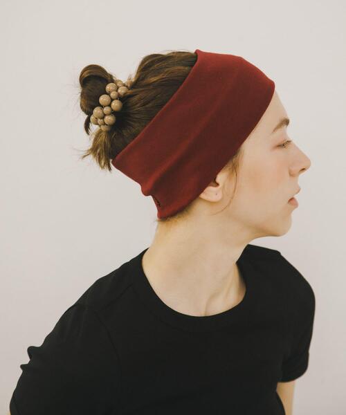 URBAN RESEARCH（アーバンリサーチ）の「decor『デコール』　Wide Hairband（ヘアバンド・レディース・ブラック/ブラウン/チャコールグレー/オフホワイト/ブルー系その他/バーガンディー・-）」の6枚目の写真