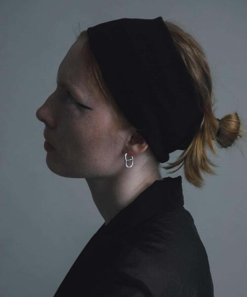 URBAN RESEARCH（アーバンリサーチ）の「decor『デコール』　Wide Hairband（ヘアバンド・レディース・ブラック/ブラウン/チャコールグレー/オフホワイト・-）」の7枚目の写真