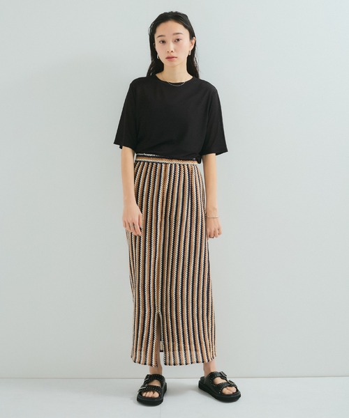 le cercle ADAM ET ROPE'(ルセルクルアダムエロペ)の「シアー5分袖Tシャツ(Tシャツ/カットソー・レディース・サックスブルー/ホワイト/ブラック・FREE)」の4枚目の写真