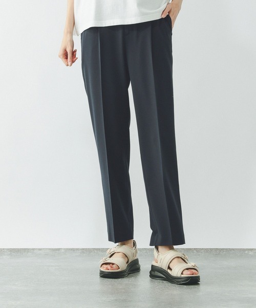 JUSGLITTY 黒　テーパードパンツ　新品 ◇ストレッチツイル スリムテーパードパンツ◇[品番