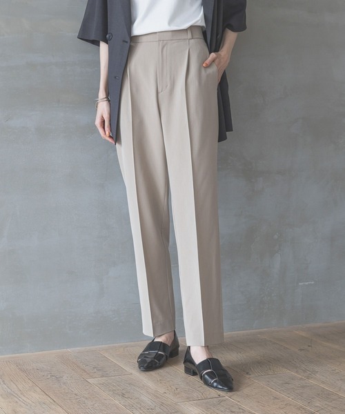 GLOBAL WORK（グローバルワーク）の「ウツクシルエットDRYプレミアムテーパードパンツTall/289088（その他パンツ・レディース・ネイビー/ブルー/ブラック/グレイッシュベージュ/ライトベージュ・SMALL/MEDIUM/LARGE/X-LARGE）」の11枚目の写真