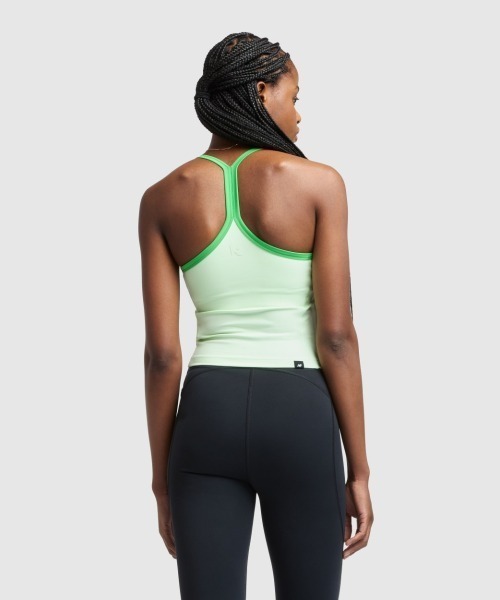 Kinetics（キネティクス）の「New Balance Klutch Women's Tank（ニューバランス クラッチ タンク）（タンクトップ・レディース・グリーン系/イエロー系/ブラック・SMALL/MEDIUM/LARGE）」の16枚目の写真