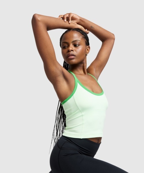 Kinetics（キネティクス）の「New Balance Klutch Women's Tank（ニューバランス クラッチ タンク）（タンクトップ・レディース・グリーン系/イエロー系/ブラック・SMALL/MEDIUM/LARGE）」の17枚目の写真