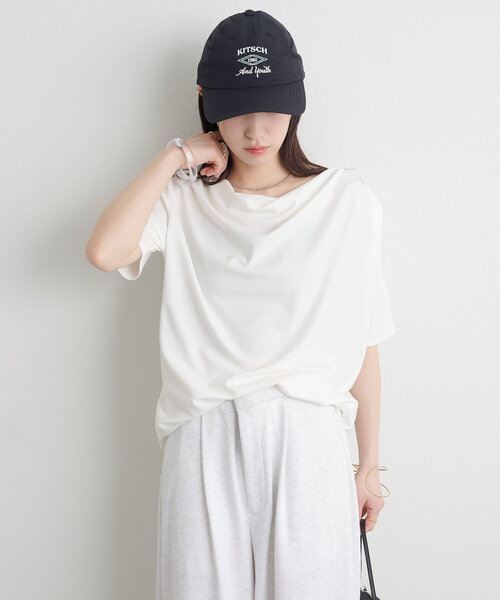 Omekashi(オメカシ)の「ボートネックドレープ半袖Tシャツ(Tシャツ/カットソー・レディース・オフホワイト/ブラック/ブラウン/チャコールグレー/ライトグレー・FREE)」の12枚目の写真