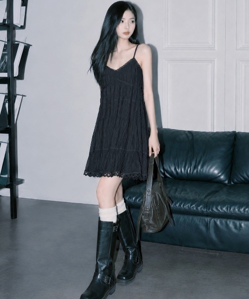 Sibra(シブラ)の「フリルティアードキャミワンピース(ワンピース・レディース・ブラック/ホワイト・M)」の18枚目の写真