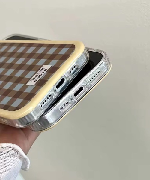Port(ポート)の「【 Port / ポート 】 ナチュラル マルチ チェック iPhone ケース #_(スマホケース/カバー・レディース・その他1/その他・iPhone 13/iPhone 13 Pro/iPhone 14/iPhone 14 Pro/iPhone 15/iPhone 15 Pro/iPhone 16/iPhone 16 Pro)」の6枚目の写真