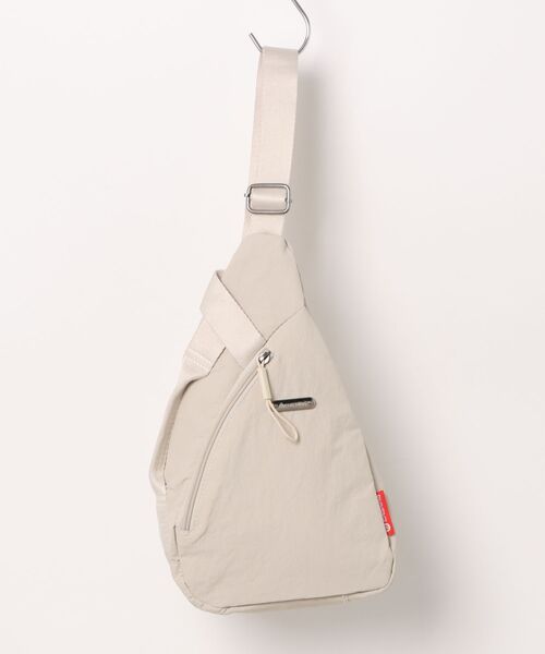 florist（フローリスト）の「【500mlペットボトル収納】ドロップナイロンボディバッグ/ショルダーバッグ（ボディバッグ/ウエストポーチ・レディース・アイボリー/ブラック・FREE）」の12枚目の写真