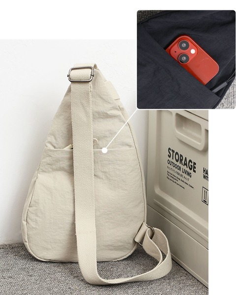 florist（フローリスト）の「【500mlペットボトル収納】ドロップナイロンボディバッグ/ショルダーバッグ（ボディバッグ/ウエストポーチ・レディース・アイボリー/ブラック・FREE）」の11枚目の写真