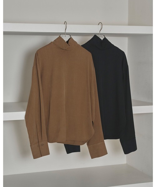 TODAYFUL（トゥデイフル）の「TODAYFUL Peachskin Turtle Blouse