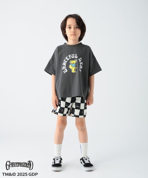Grateful Dead（グレイトフルデッド）の「【Grateful Dead(グレイトフル デッド)】別注アーチロゴT(KIDS)（Tシャツ/カットソー・キッズ・チャコール/オフホワイト/グレー・110cm/120cm/130cm/140cm/150cm）」の5枚目の写真