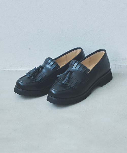 Au BANNISTER(オゥバニスター)の「【販売店舗限定】ボリュームローファー(ローファー・レディース・ブラック系その他2/ブラック系その他・35/37/38/39/40/36)」の1枚目の写真