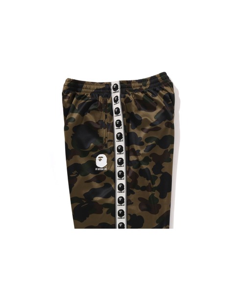 A BATHING APE（アベイシングエイプ）の「1ST CAMO LOOSE FIT TRACK PANTS（その他パンツ・メンズ・グリーン/イエロー・MEDIUM/LARGE/SMALL/X-LARGE/XX-LARGE）」の5枚目の写真