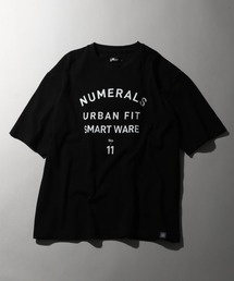 NUMERALS（ヌメラルズ）の「【NUMERALS】カレッジプリントTEE（Tシャツ/カットソー）」